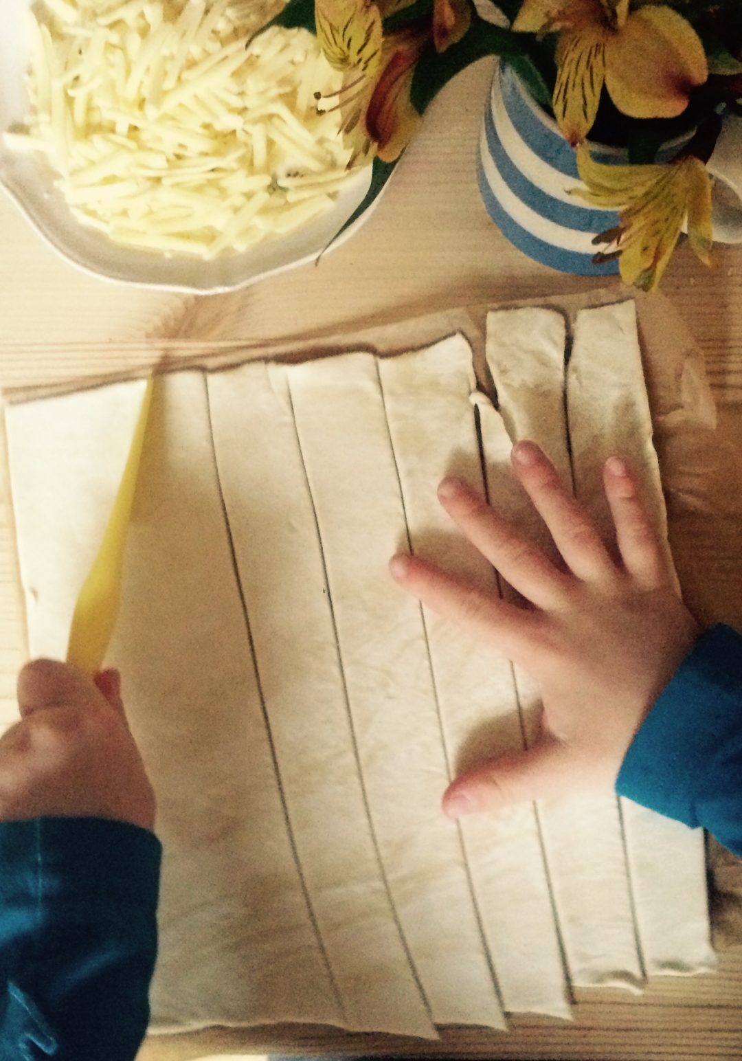 cheesy puff pastry snails Place of little dreams